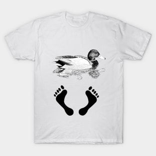 Hand drawn Duck (Mallard) with Feets - Duck Feet joke T-Shirt